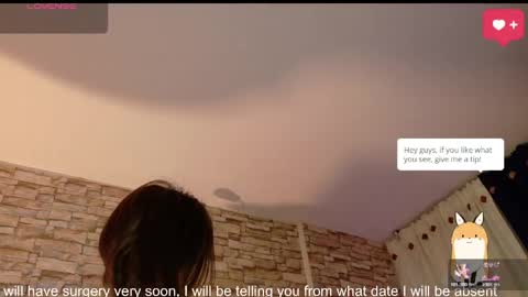 jade white  online show from 25, 5, 2026