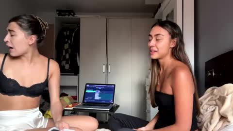 Snapshot of jade_ws chatting on 3, 7, 2026 Jade online show from 3, 7, 2026
