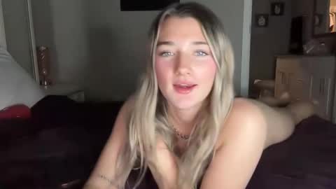Snapshot of jadejamessecret chatting on 2, 6, 2026 Jade james online show from 2, 6, 2026