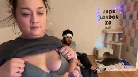 Jade online show from 27, 2, 2025