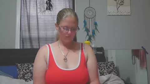 JadeLuv online show from 21, 9, 2025