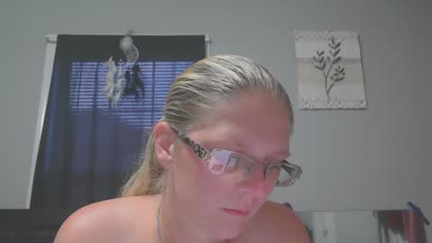 JadeLuv online show from 9, 6, 2026