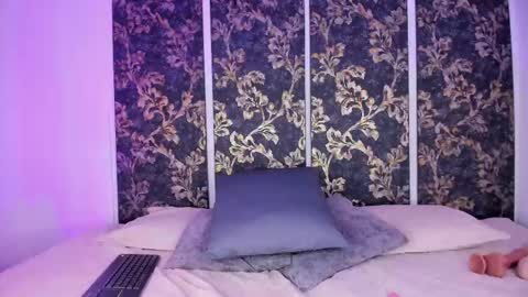 Snapshot of jademorwen chatting on 13, 9, 2025 JADE online show from 13, 9, 2025