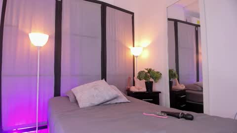 Snapshot of jademorwen chatting on 1, 10, 2025 JADE online show from 1, 10, 2025