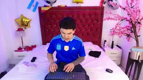 Jaden and Sofia  online show from 4, 7, 2026