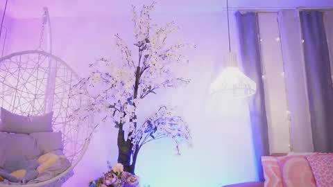 Jade Summer online show from 19, 9, 2025