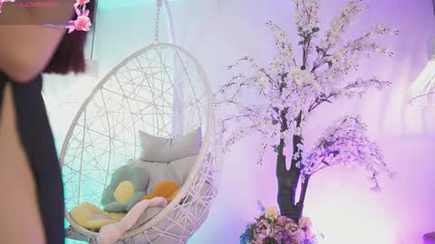 Jade Summer online show from 30, 9, 2025