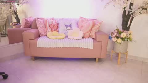 Jade Summer online show from 18, 11, 2025