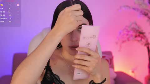 Jade Summer online show from 21, 4, 2026