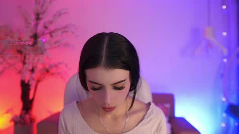 Jade Summer online show from 25, 4, 2026