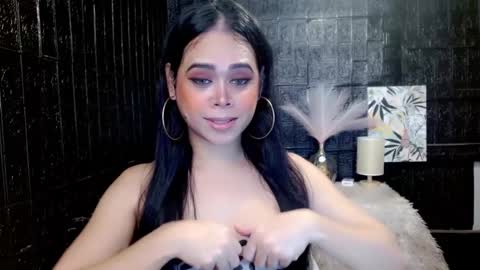 Jade online show from 5, 12, 2024