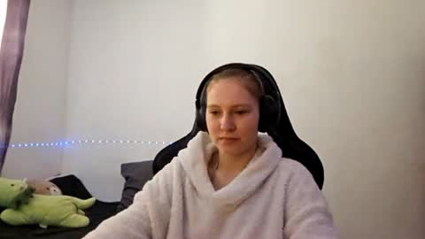 jaimeeosendorf online show from 8, 4, 2026