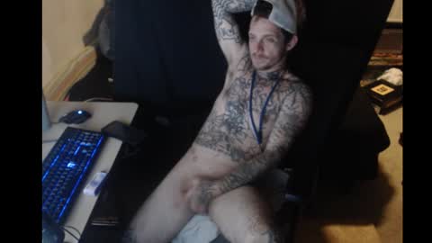 Snapshot of jake265897 chatting on 25, 11, 2025 showingitoff online show from 25, 11, 2025