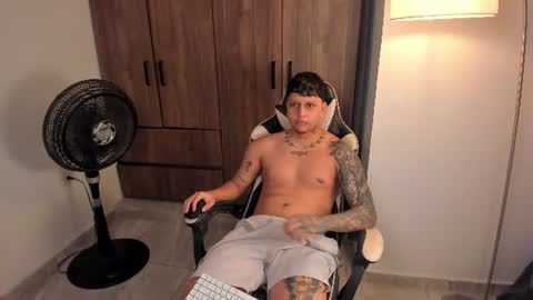 Snapshot of jake_pons chatting on 13, 6, 2026 Jake Pons online show from 13, 6, 2026