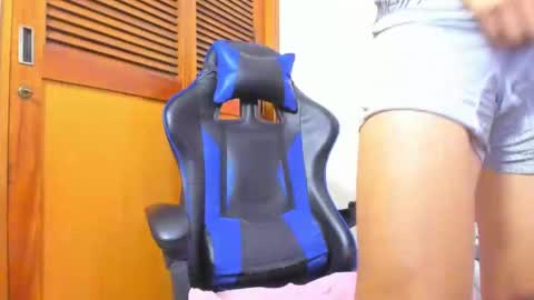 Hi guys im new 3 online show from 27, 1, 2025