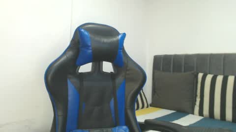 Hi guys im new 3 online show from 27, 4, 2026