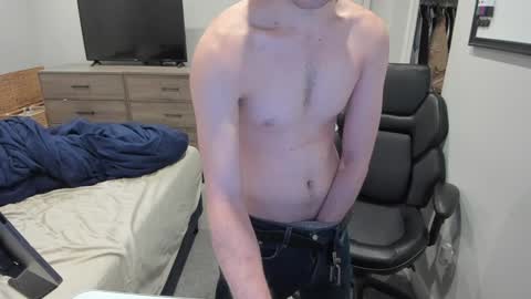 Snapshot of jakesnake442 chatting on 5, 1, 2025 jakesnake442 online show from 5, 1, 2025