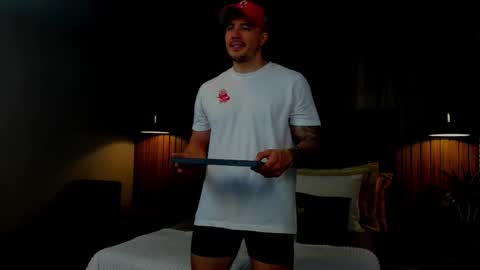 Snapshot of jakestone_1 chatting on 8, 11, 2025 jakestone_1 online show from 8, 11, 2025