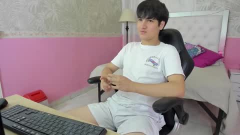 Snapshot of jakesummer_ chatting on 23, 11, 2025 Jake online show from 23, 11, 2025