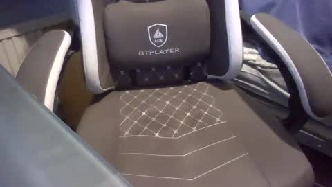 jakieg010 online show from 28, 4, 2026