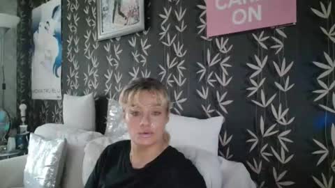 JAKKI LOUISE pornstar online show from 14, 11, 2025