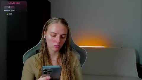 Snapshot of jam_cream chatting on 19, 6, 2026 Sofia online show from 19, 6, 2026