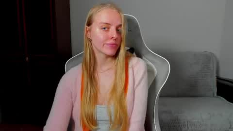 Snapshot of jam_cream chatting on 25, 6, 2026 Sofia online show from 25, 6, 2026