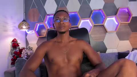   online show from 5, 3, 2025