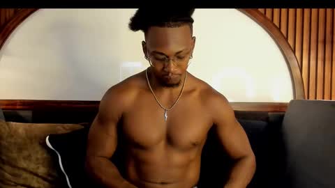   online show from 13, 11, 2025