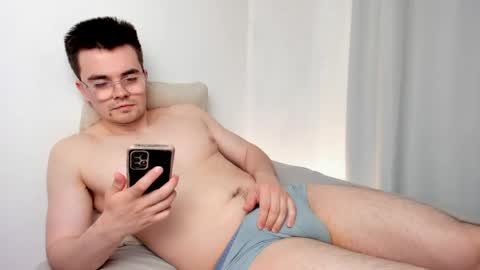 Hey there Im Jame online show from 24, 4, 2026