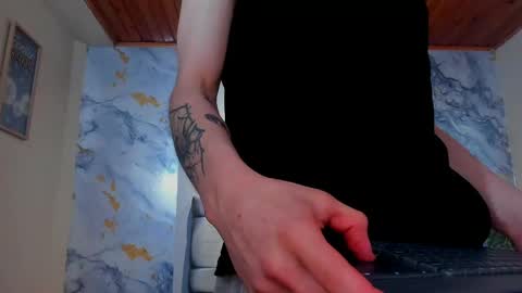 james_adamss_ online show from 11, 3, 2026