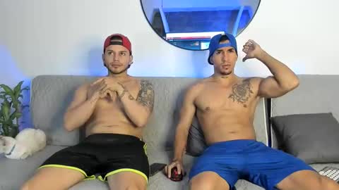 james_and_max online show from 15, 5, 2026