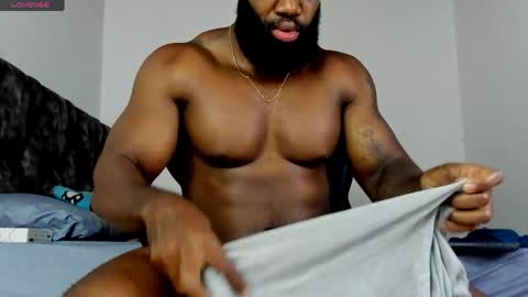Snapshot of james_bbcmuscle chatting on 15, 5, 2026 James BBC online show from 15, 5, 2026