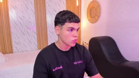 James online show from 26, 9, 2025