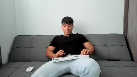 james_silva1 online show from 22, 4, 2026