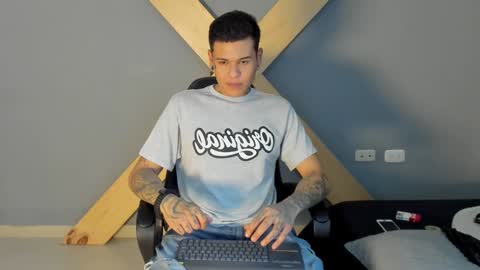 Snapshot of jamesinked_ chatting on 6, 12, 2024 Jamesinked online show from 6, 12, 2024