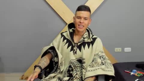 Snapshot of jamesinked_ chatting on 19, 12, 2024 Jamesinked online show from 19, 12, 2024