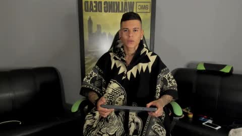 Snapshot of jamesinked_ chatting on 20, 12, 2024 Jamesinked online show from 20, 12, 2024