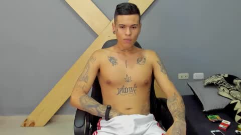 Snapshot of jamesinked_ chatting on 26, 12, 2024 Jamesinked online show from 26, 12, 2024