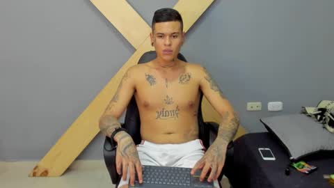 Snapshot of jamesinked_ chatting on 26, 12, 2024 Jamesinked online show from 26, 12, 2024