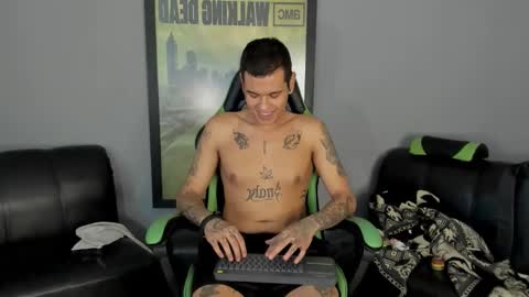 Snapshot of jamesinked_ chatting on 23, 1, 2025 Jamesinked online show from 23, 1, 2025