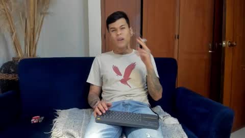 Snapshot of jamesinked_ chatting on 23, 11, 2025 Jamesinked online show from 23, 11, 2025