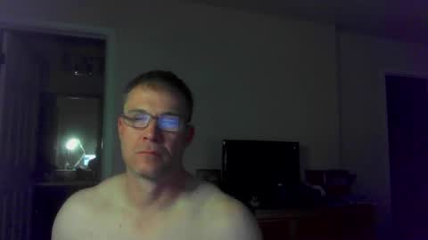 Snapshot of jamesjewels chatting on 9, 5, 2026 jamesjewels online show from 9, 5, 2026