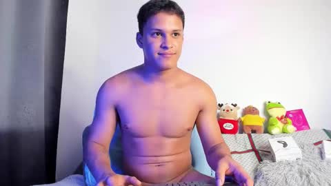 Snapshot of jamesowenn chatting on 10, 1, 2026 James Owenn online show from 10, 1, 2026