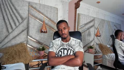 Snapshot of jamesparck chatting on 19, 1, 2025 James online show from 19, 1, 2025