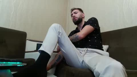 Robbie online show from 8, 2, 2025