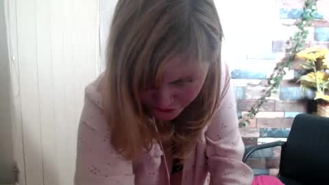 janaloveli online show from 2, 10, 2025