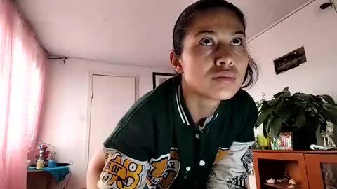 Snapshot of janariivera1 chatting on 6, 11, 2025 janariivera1 online show from 6, 11, 2025