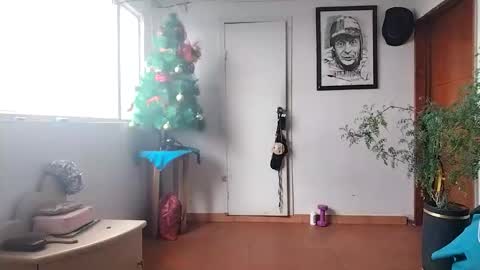 Snapshot of janariivera1 chatting on 17, 12, 2025 janariivera1 online show from 17, 12, 2025