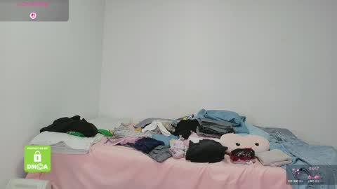 Snapshot of jane_atwood_ chatting on 4, 6, 2026 Jane Atwood online show from 4, 6, 2026